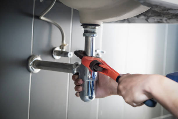 Best Clogged Drain Plumber  in Warren, OR